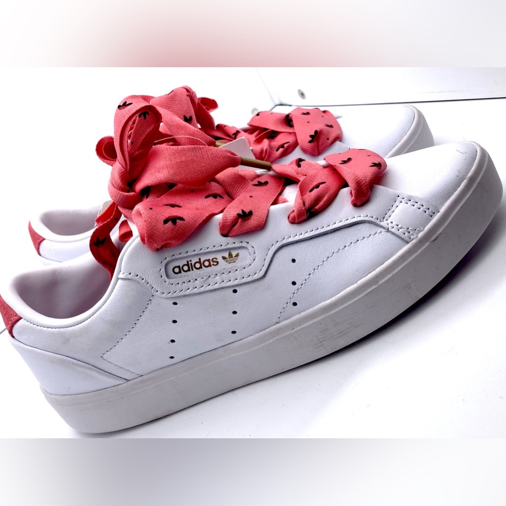 adidas Originals - SLEEK w/ Pink Detailing-NWT
